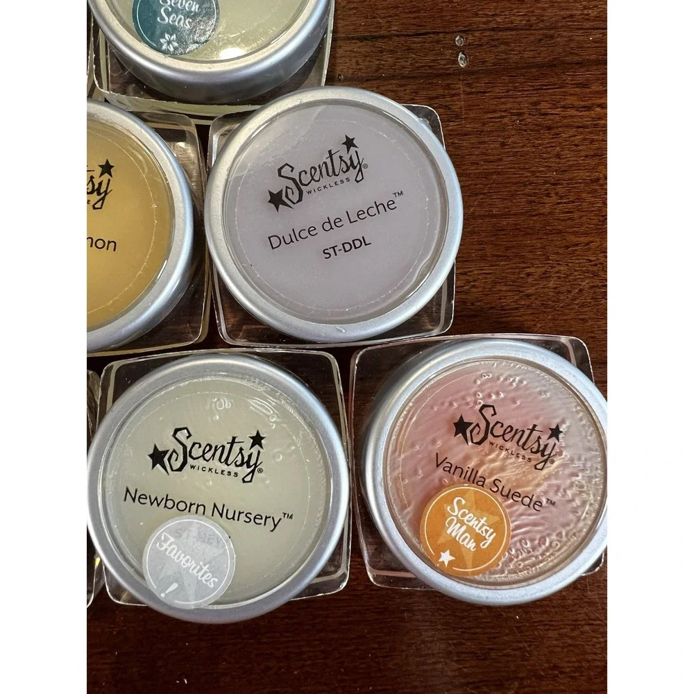 SCENTSY Lot of 15 Mix‎ Wickless Wax 1